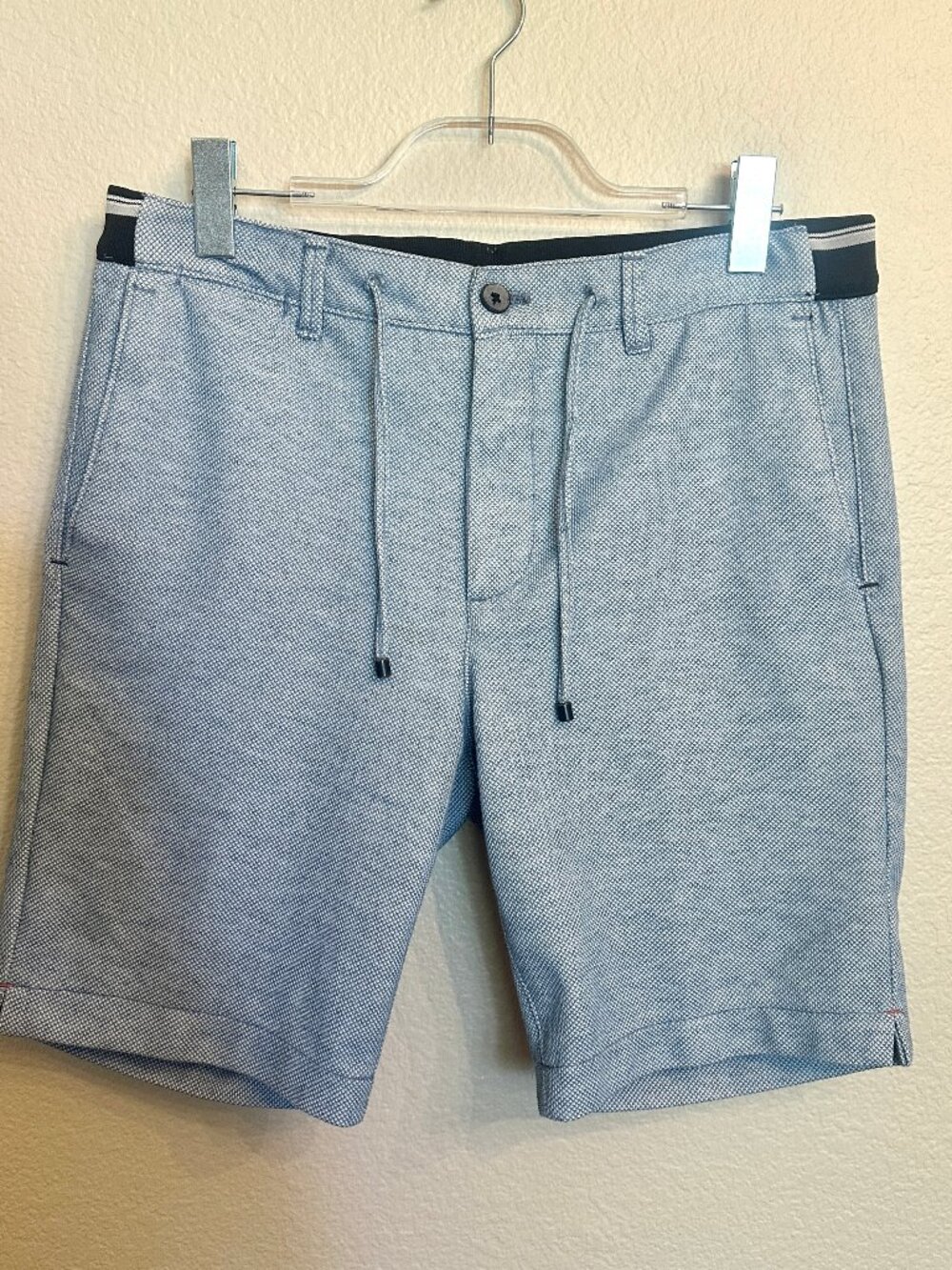 Zara Man Blue/White Textured Shorts